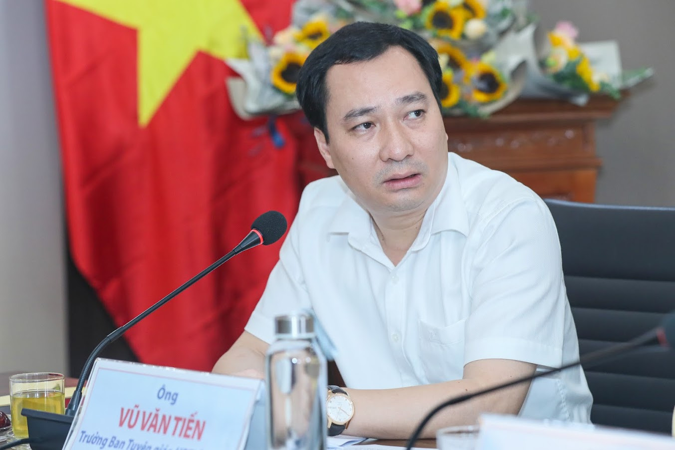Ông Vũ Văn Tiến, Trưởng Ban Tuyên giáo UBTƯ MTTQ Việt Nam – Phó Trưởng Ban Tổ chức Giải.