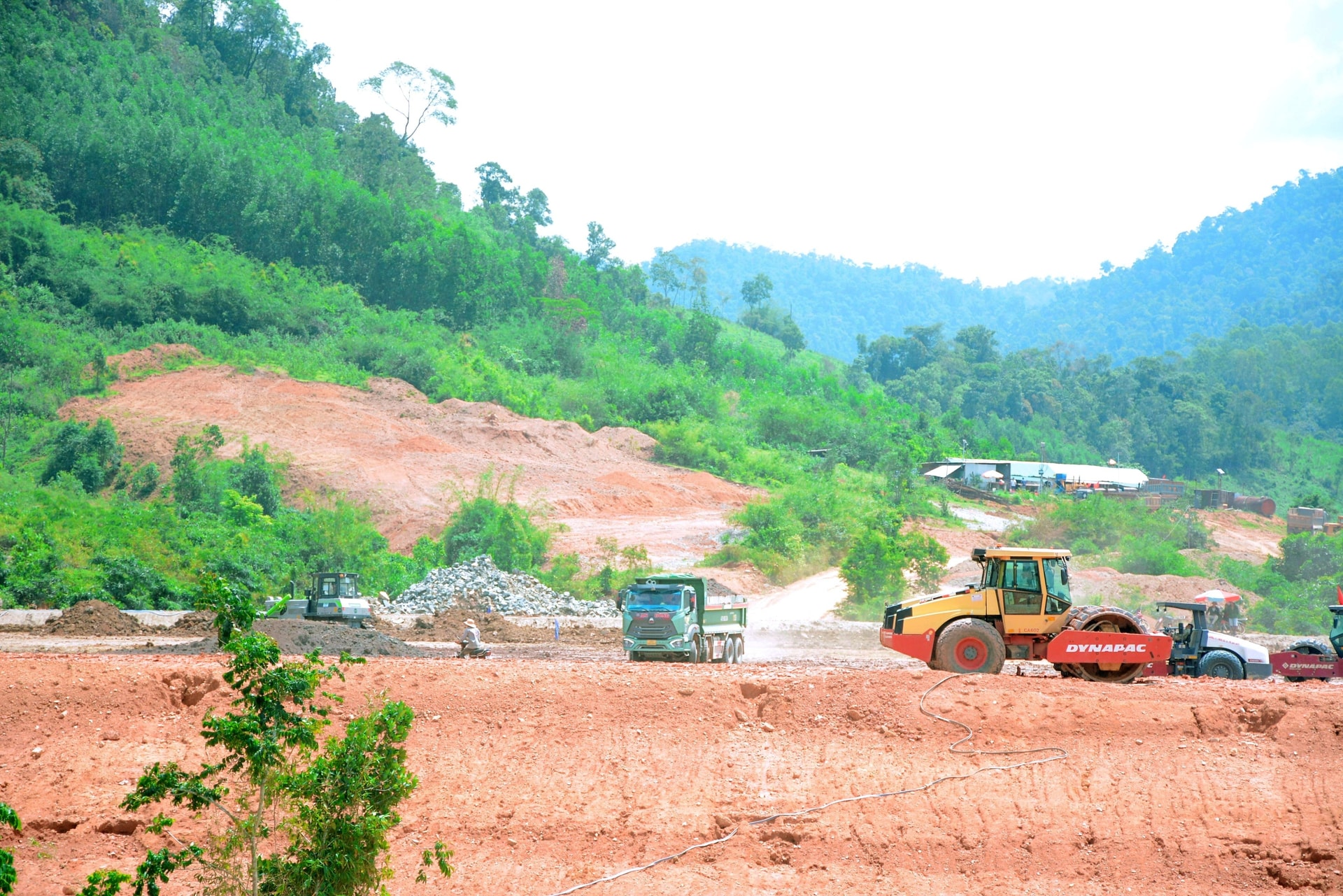 Công trường thi công Dự án hồ chứa nước Krông Pách thượng.