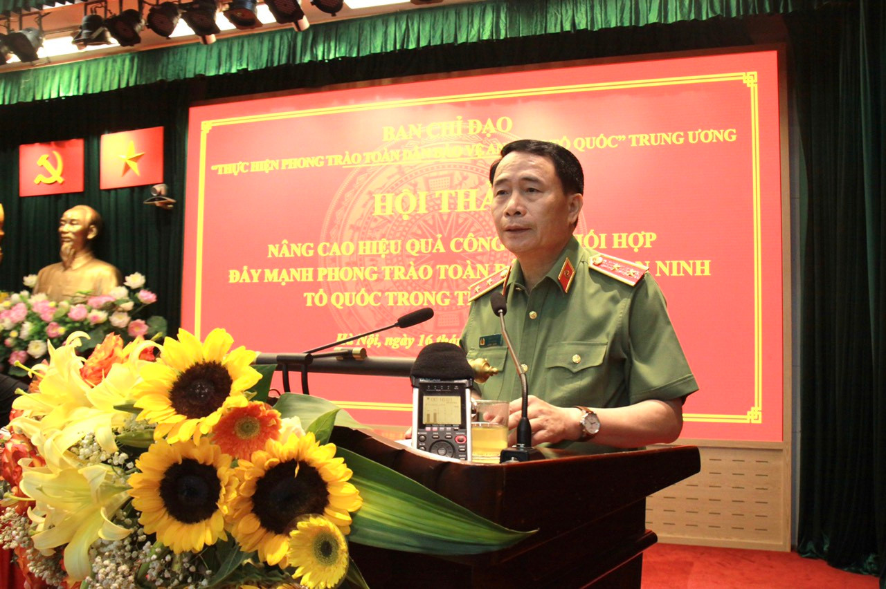 Thứ trưởng Lê Quốc Hùng phát biểu tổng kết Hội thảo.