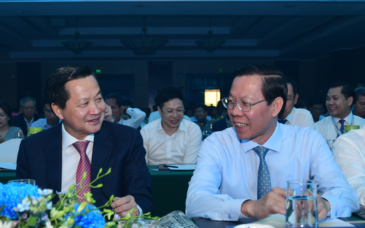 Phó Thủ tướng Lê Minh Khái và Chủ tịch UBND TP HCM tham dự hội thảo.