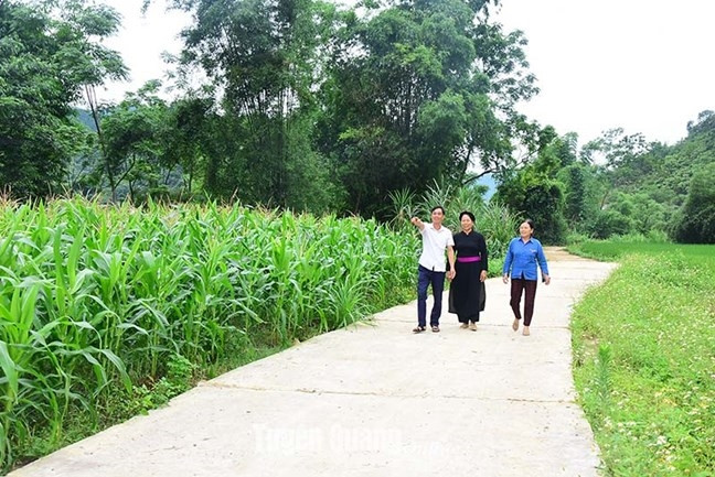Những con đường mới được xây dựng từ nguồn vốn Chương trình MTQG 1719 ở Tuyên Quang.