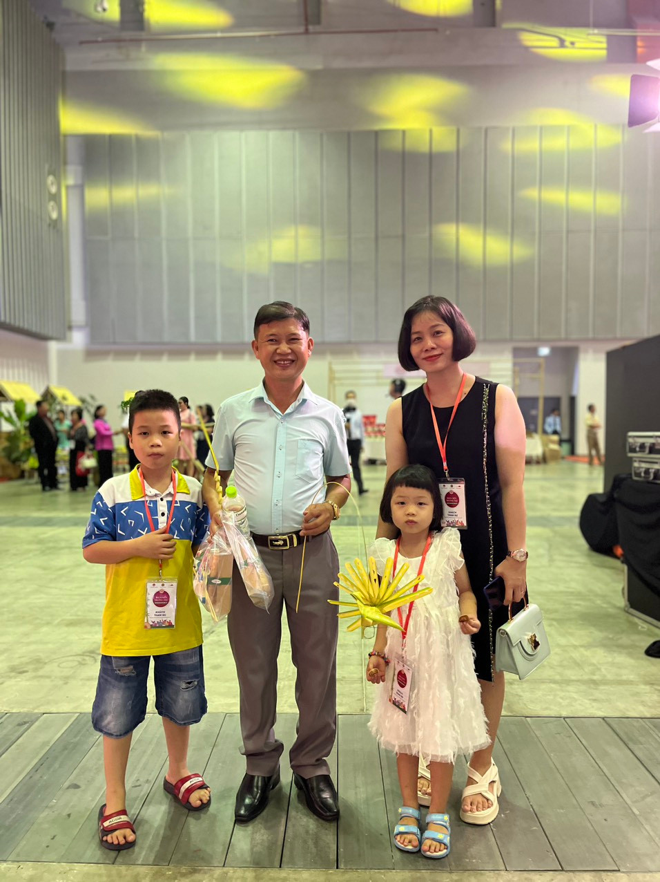 Nhiều gia đình tham dự Đại tiệc Bách niên trường thọ nhân Ngày gia đình Việt Nam.