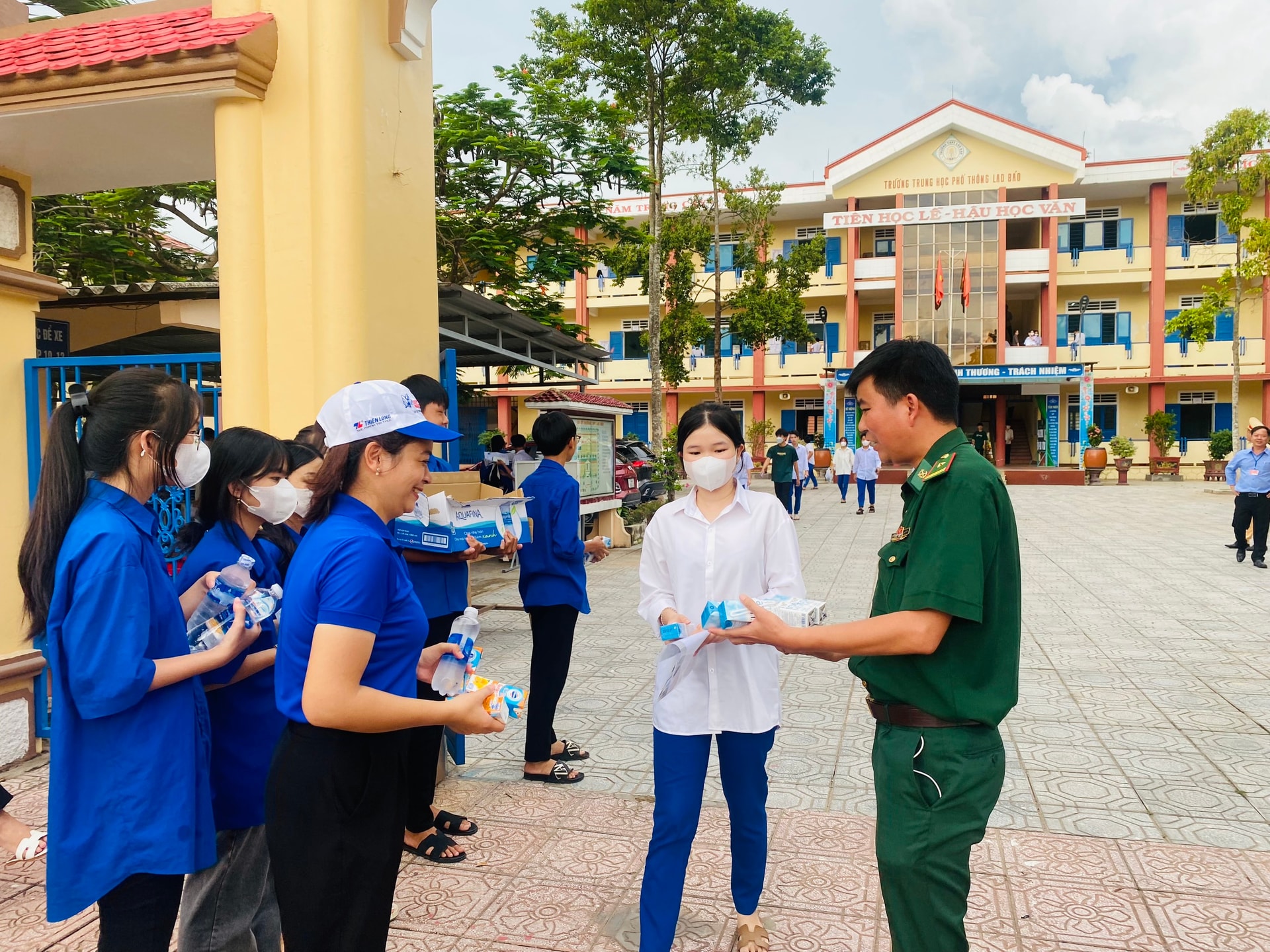 Bộ Chỉ huy Bộ đội Biên phòng tỉnh Quảng Trị cho biết, dịp này, nhiều đơn vị tham gia phối hợp với các tổ chức quần chúng và đơn vị lực lượng vũ trang Nhân dân trên địa bàn thực hiện Chương trình “Tiếp sức mùa thi” năm 2023.