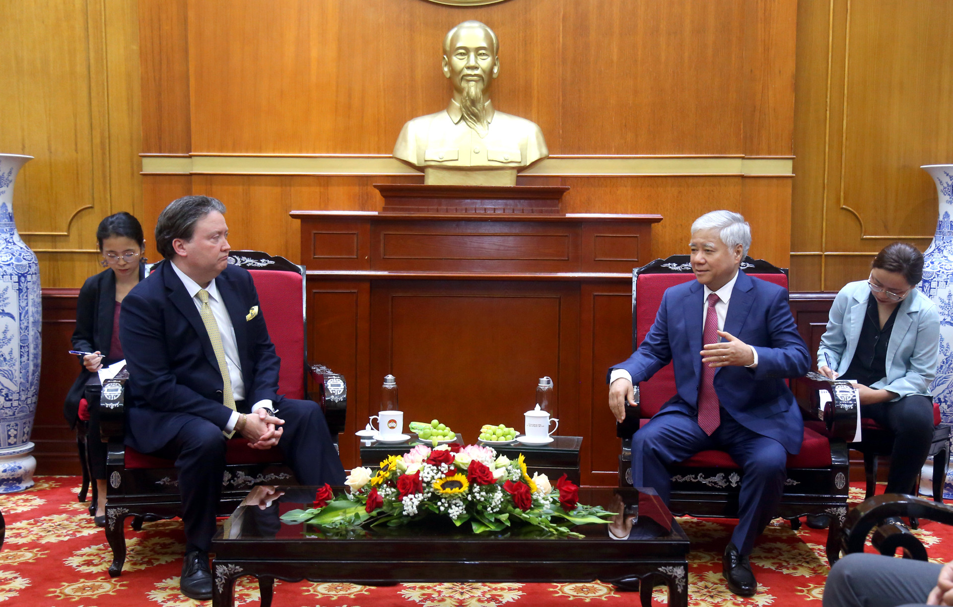 Chủ tịch Đỗ Văn Chiến tiếp Đại sứ đặc mệnh toàn quyền Hoa Kỳ tại Việt Nam.