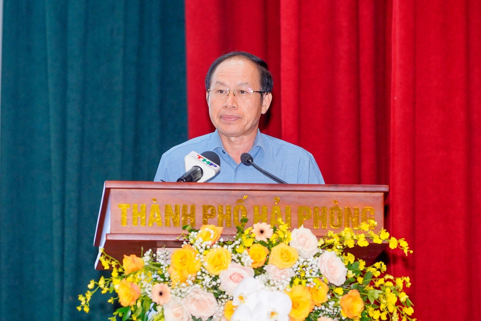 Ông Lê Tiến Châu, Ủy viên Trung ương Đảng, Bí thư Thành ủy Hải Phòng phát biểu chỉ đạo tại Hội nghị.