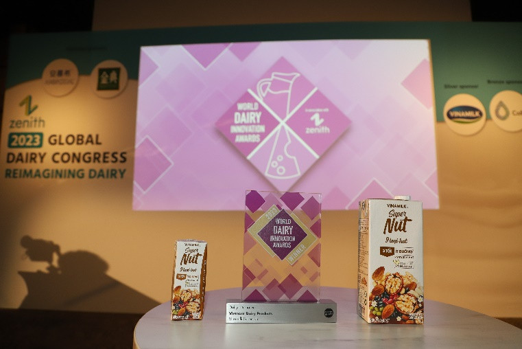 Sản phẩm Sữa 9 Loại Hạt Vinamilk Super Nut đã xuất sắc giành giải “Quán quân” ở hạng mục “Sản phẩm thay thế sữa tốt nhất” (Best Dairy Alternative). (Ảnh: Vinamilk).