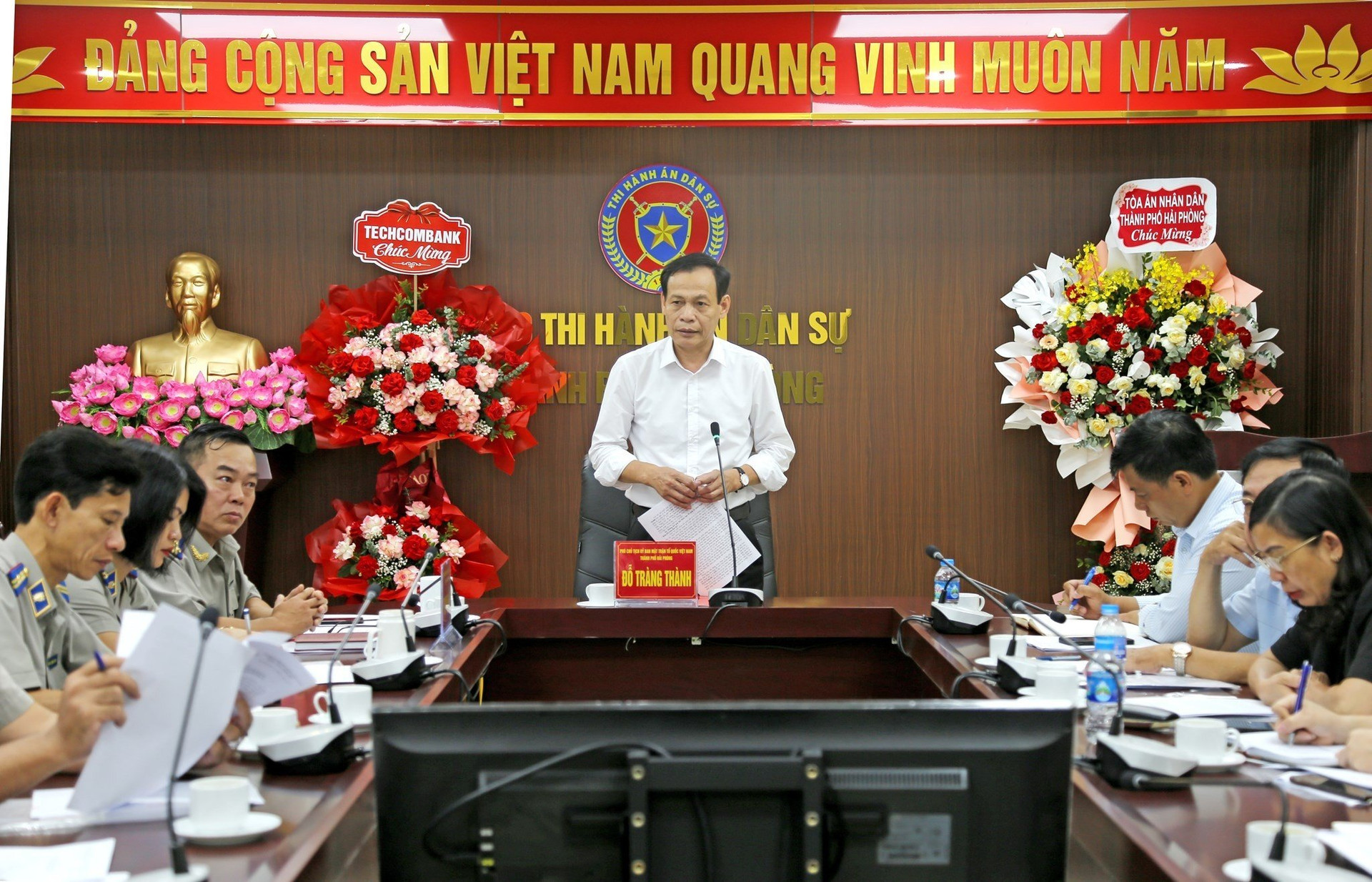 Phó Chủ tịch Uỷ ban MTTQ Việt Nam thành phố Hải Phòng Đỗ Tràng Thành, Trưởng Đoàn giám sát phát biểu tại buổi làm việc