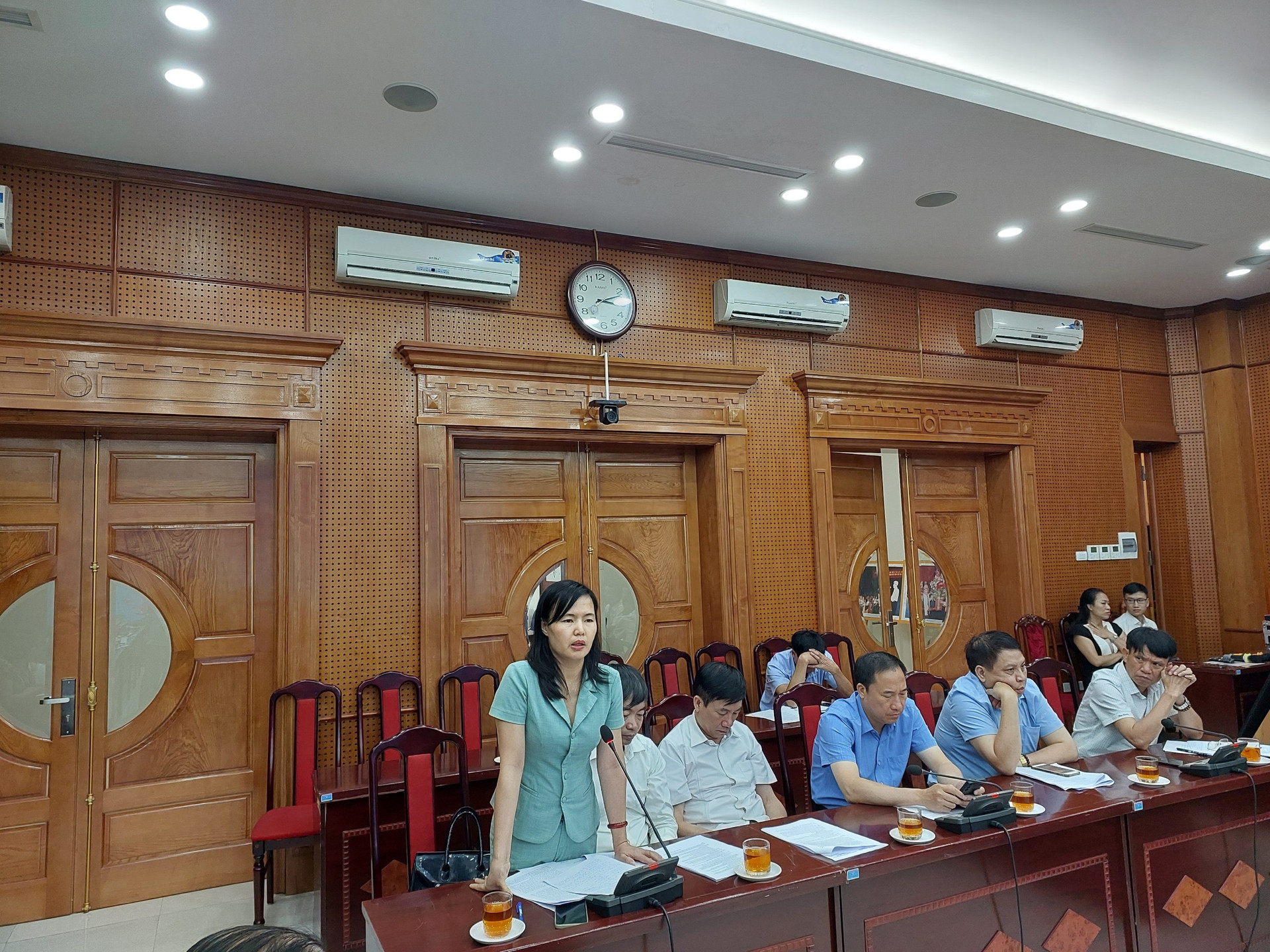 Bà Nguyễn Thị Bích Thủy, Phó Chủ tịch Ủy ban MTTQ huyện Thanh Oại phát biểu.