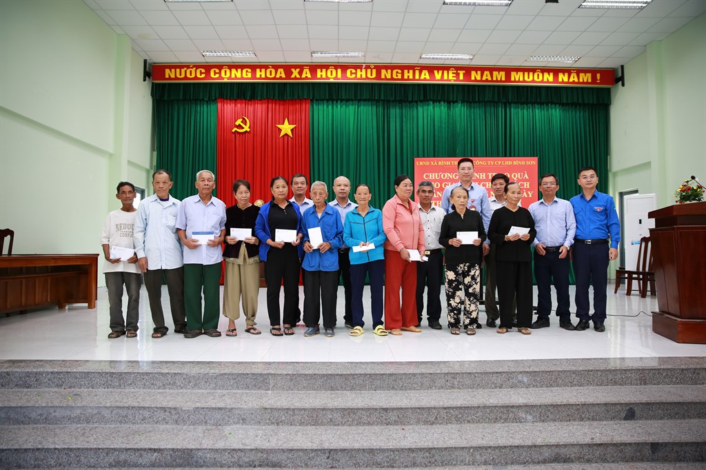 BSR thực hiện chương trình tri ân ngày Thương binh liệt sĩ tại xã Bình Thuận.