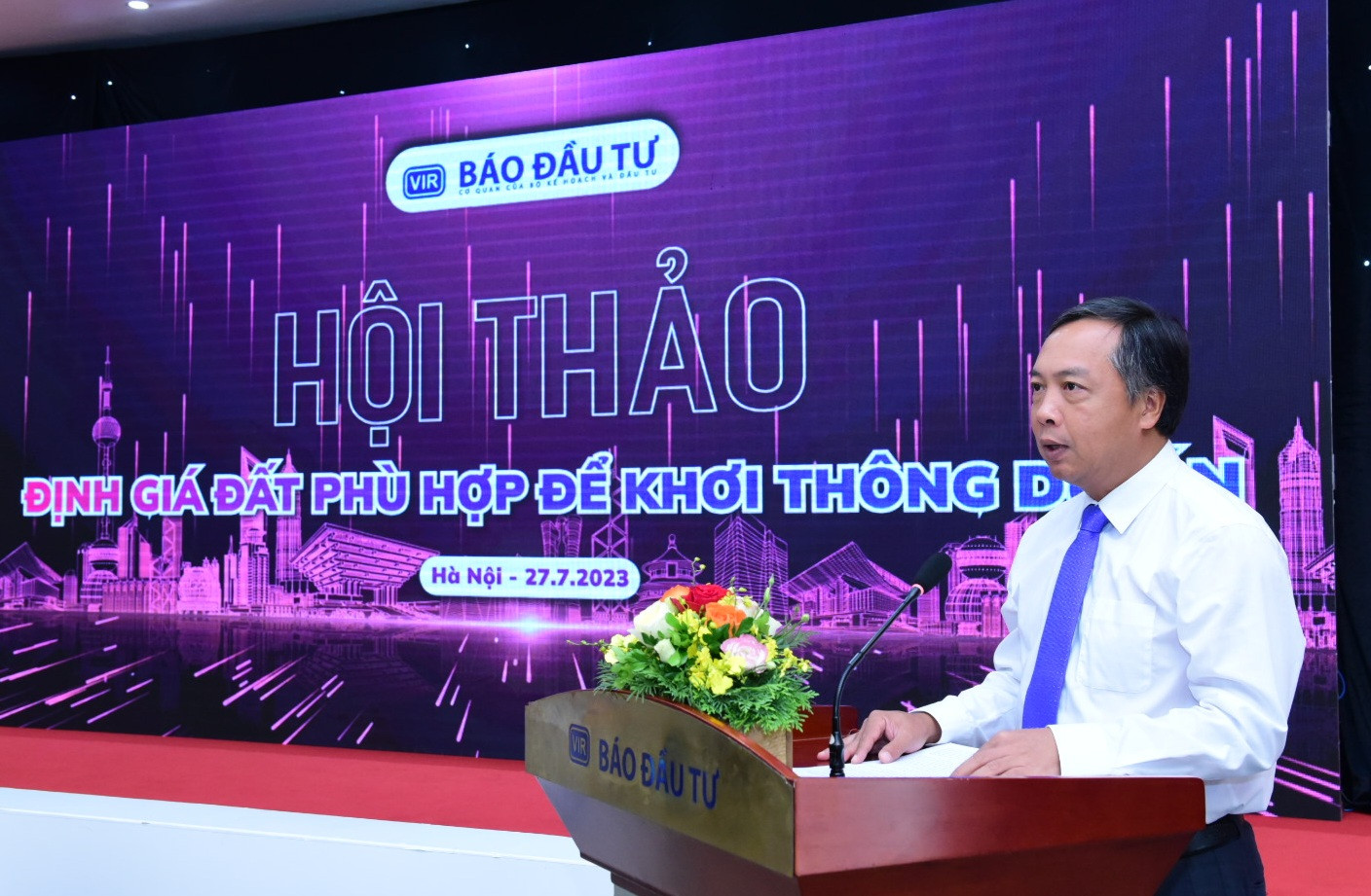 Ông Lê Trọng Minh, Tổng Biên tập Báo Đầu tư phát biểu khai mạc Hội thảo.