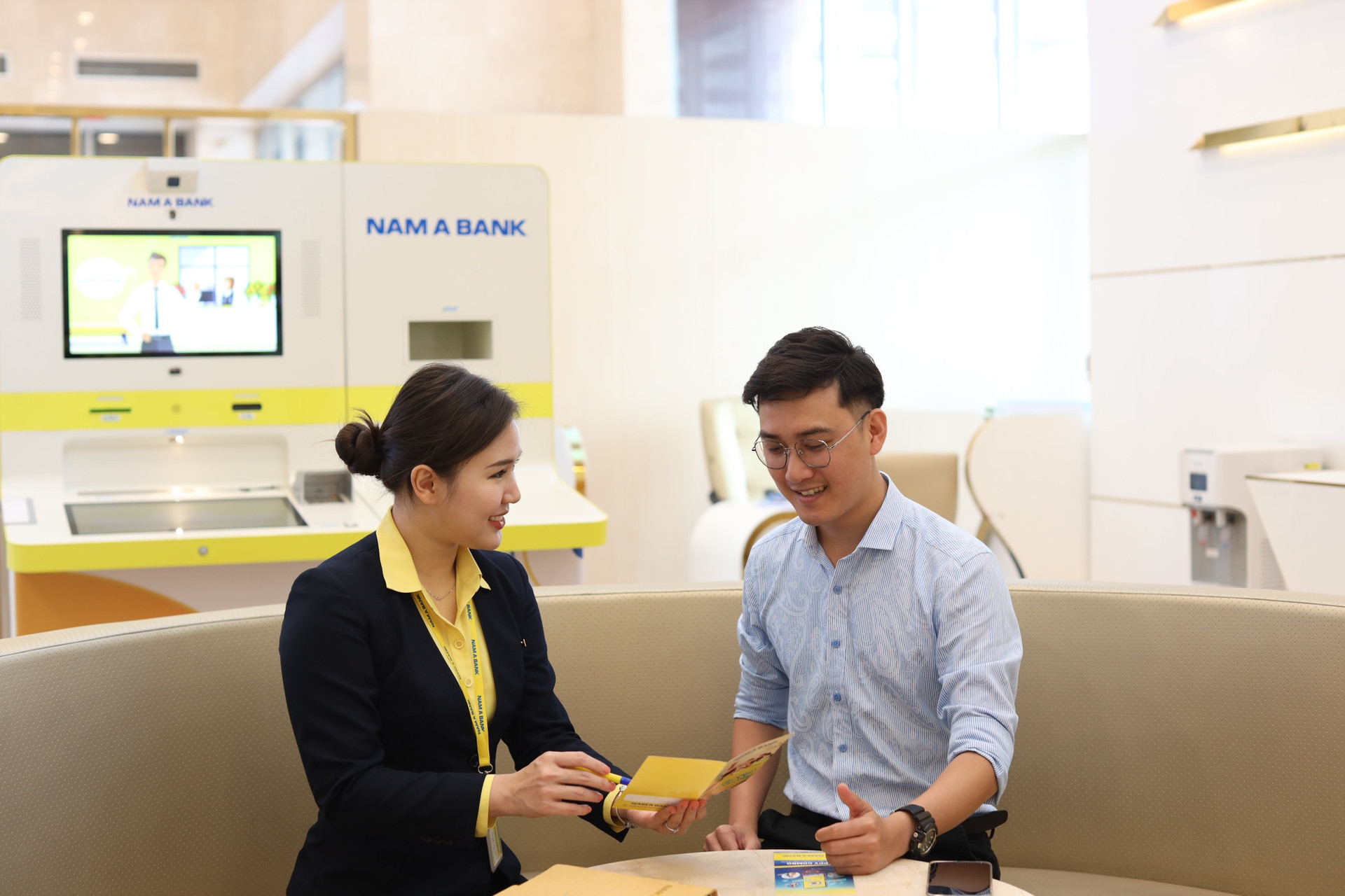 Nam A Bank là một trong bốn ngân hàng đầu tiên tại Việt Nam hoàn thành chuẩn mực quản trị rủi ro theo chuẩn quốc tế Basel III.