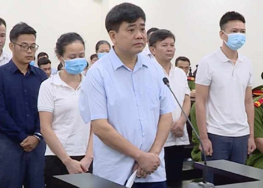 Bị cáo Nguyễn Đức Chung tại tòa.