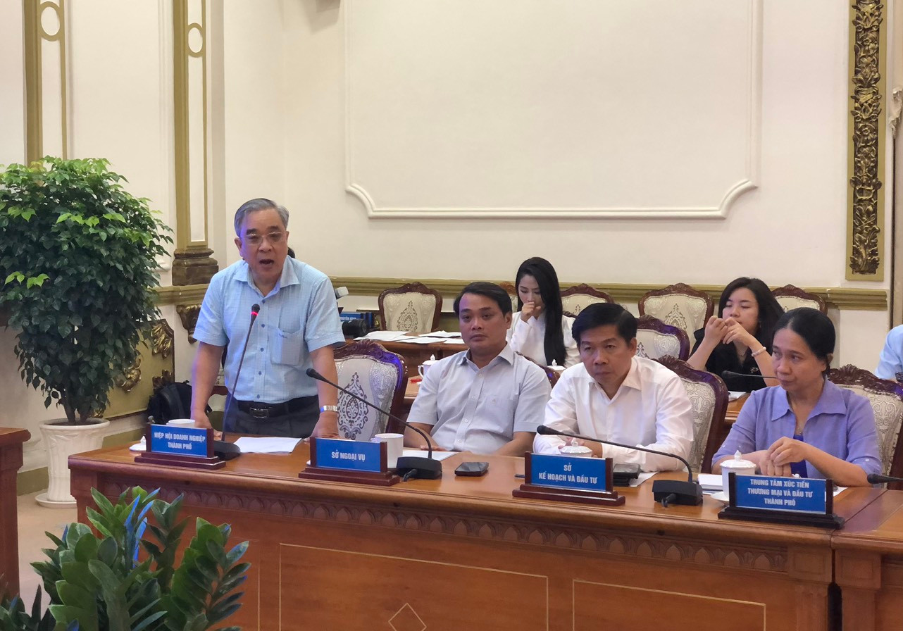Ông Nguyễn Ngọc Hòa - Chủ tịch Hiệp hội Doanh nghiệp TP HCM chia sẻ về lợi ích tăng trưởng xanh.