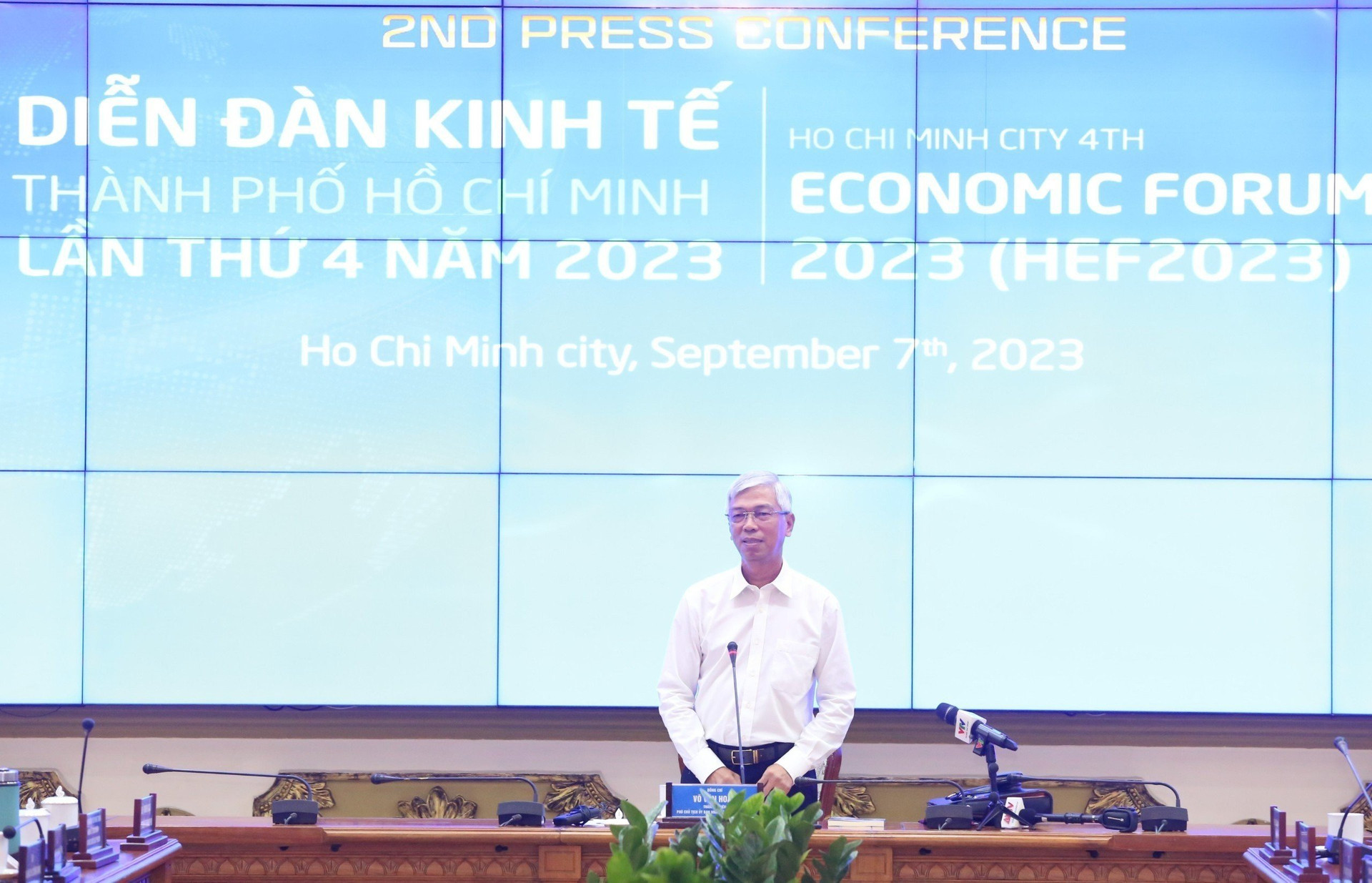 Ông Võ Văn Hoan - Phó Chủ tịch UBND TP HCM khẳng định, tăng trưởng xanh trở thành xu hướng tất yếu.