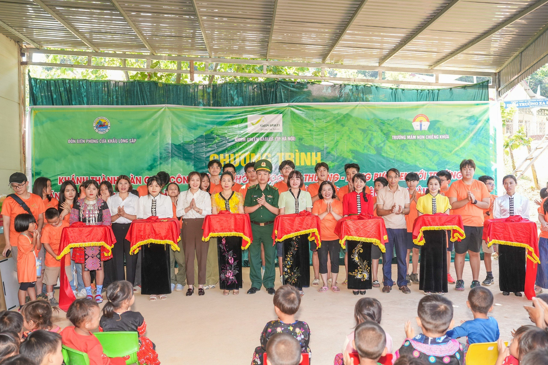 Green Gables cắt băng khánh thành trao phòng học tại điểm trường Xa Lú