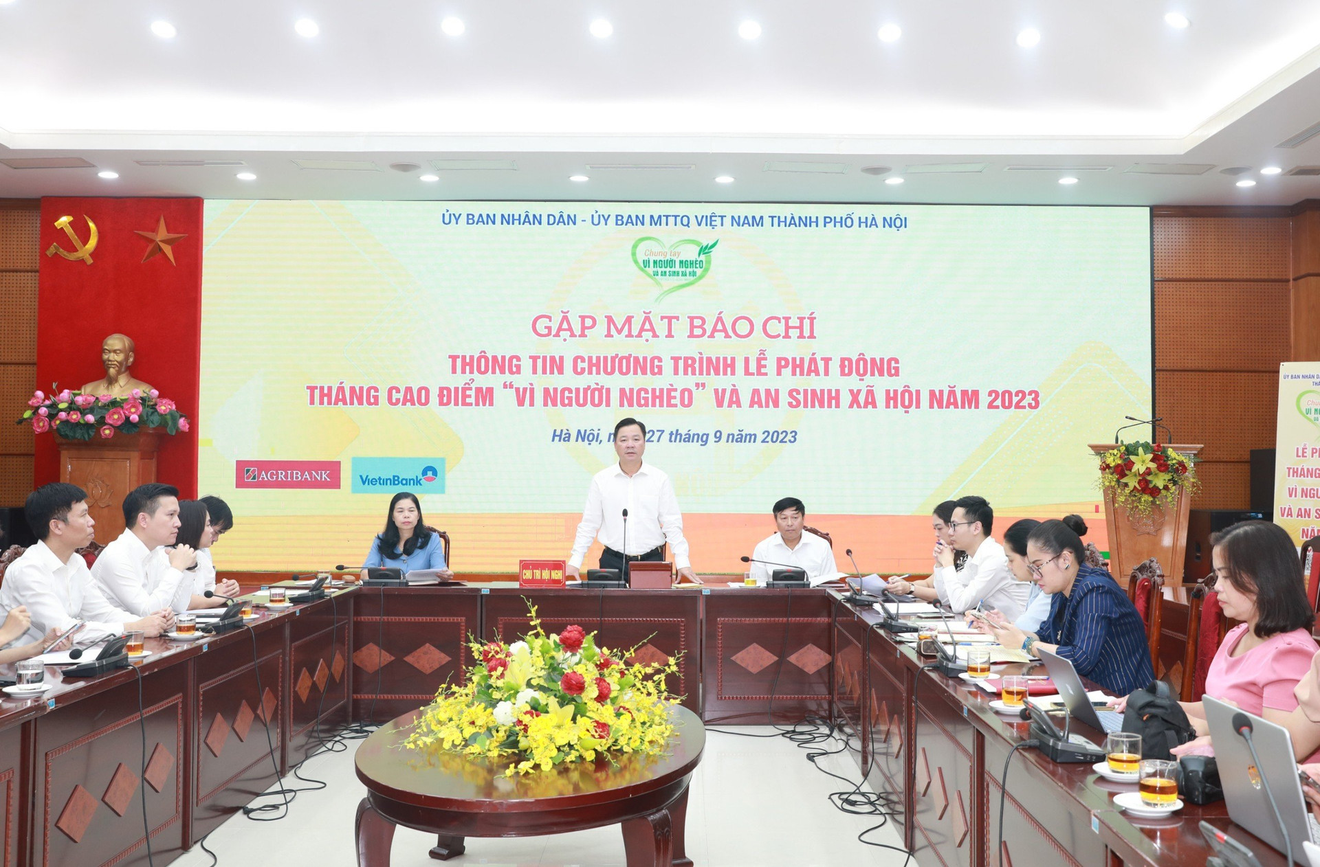 Ông Nguyễn Sỹ Trường, Phó Chủ tịch Thường trực Ủy ban MTTQ Việt Nam thành phố Hà Nội phát biểu tại hội nghị.
