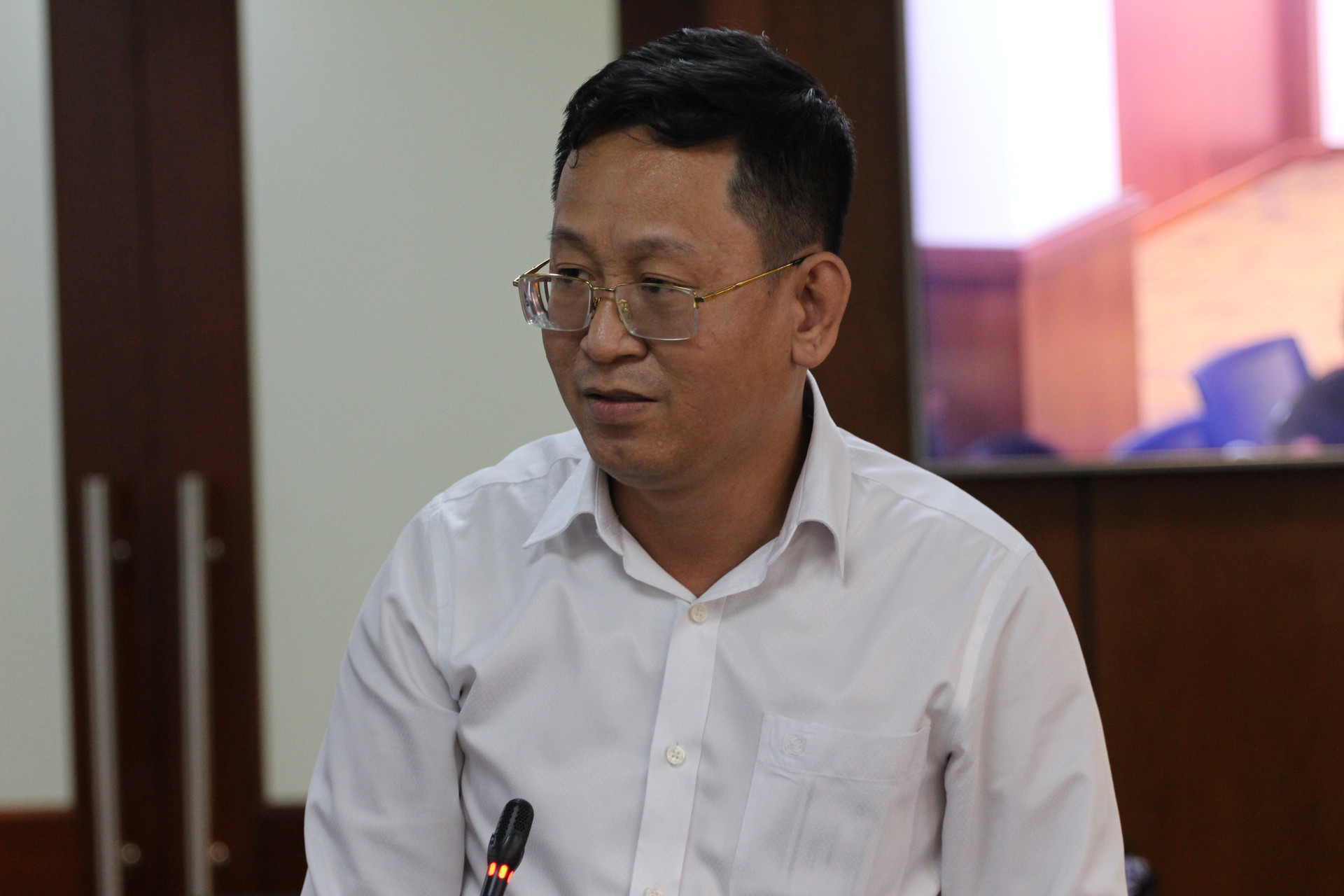 Ông Trần Quốc Trung thông tin tại cuộc họp báo chiều 2/11.