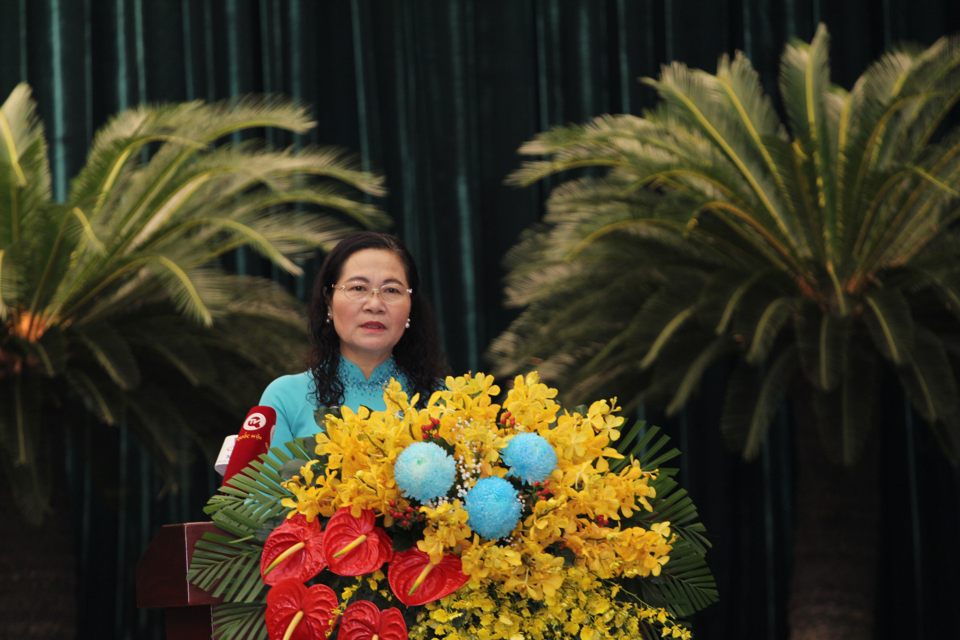 Bà Nguyễn Thị Lệ - Chủ tịch HĐND TP HCM phát biểu khai mạc kỳ họp.