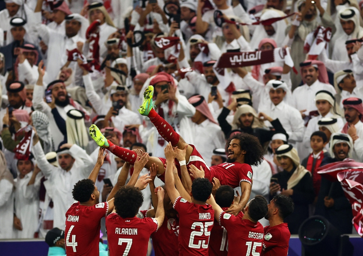 akram afif lap hat-trick kho tin truoc jordan, qatar vo dich asian cup 2023 hinh anh 33