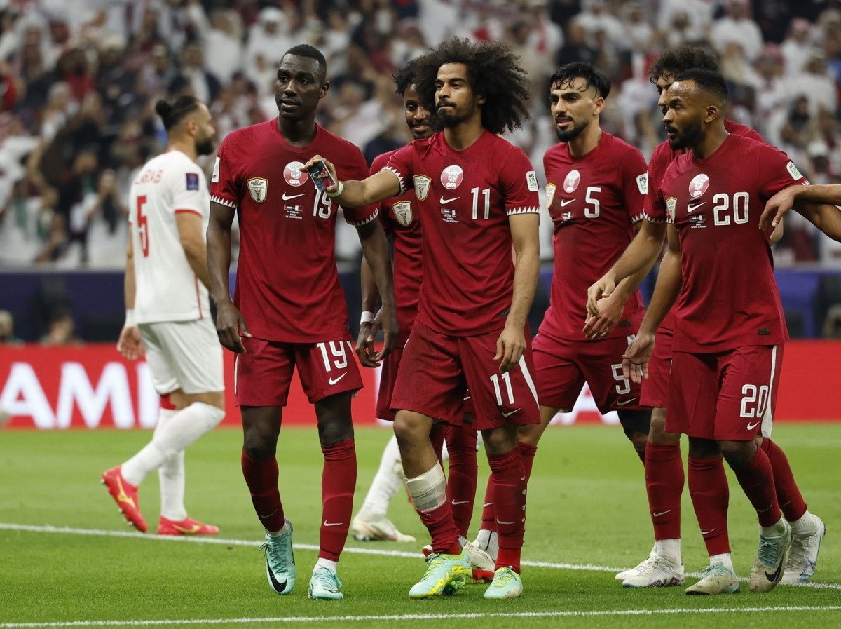 akram afif lap hat-trick kho tin truoc jordan, qatar vo dich asian cup 2023 hinh anh 19