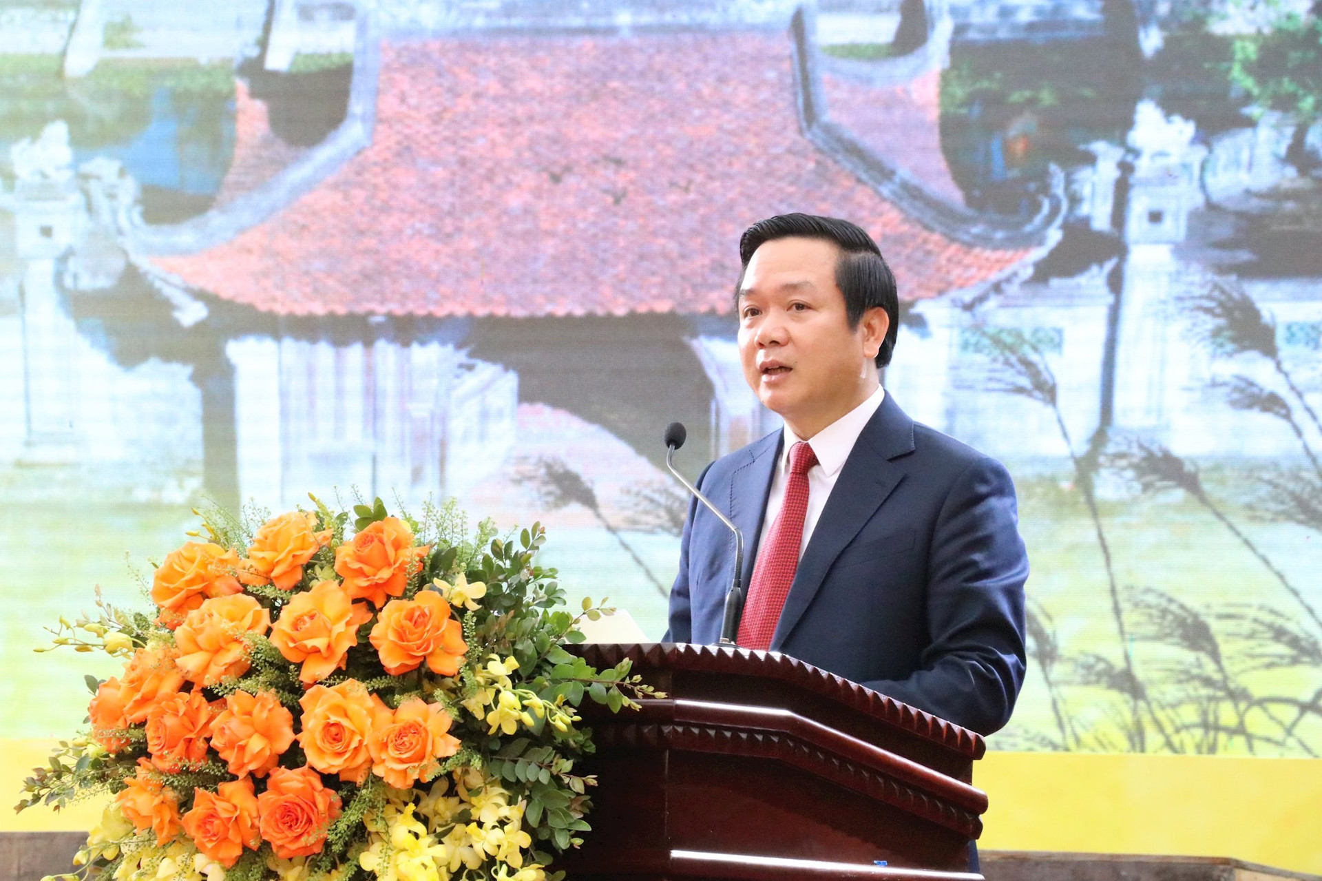 Ông Phạm Quang Ngọc - Chủ tịch UBND tỉnh Ninh Bình phát biểu tại lễ kỷ niệm. Ảnh: Đình Minh
