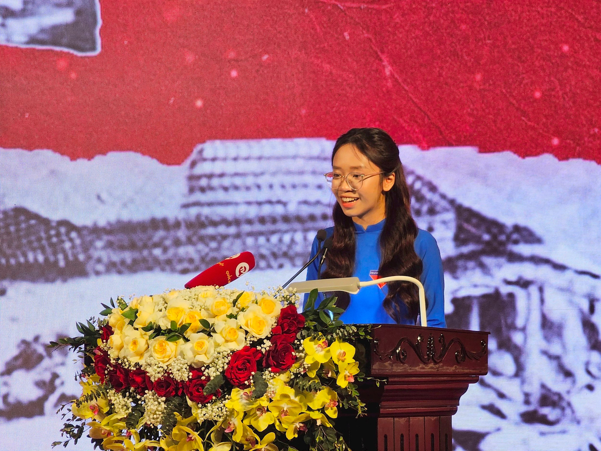 Lê Nguyễn Mai Phương, một người trẻ ở Thanh Hóa có hiểu biết rất sâu sắc về chiến thắng Điện Biên Phủ. Ảnh: Đình Minh