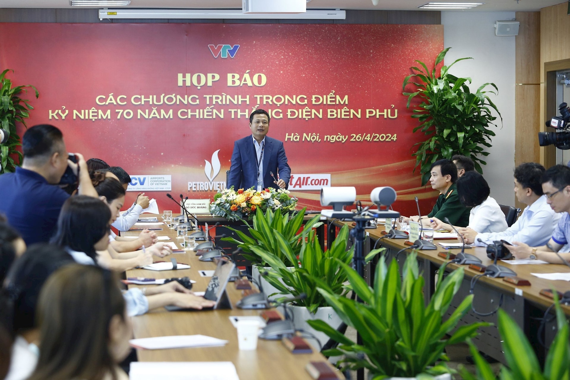 Quang cảnh họp báo