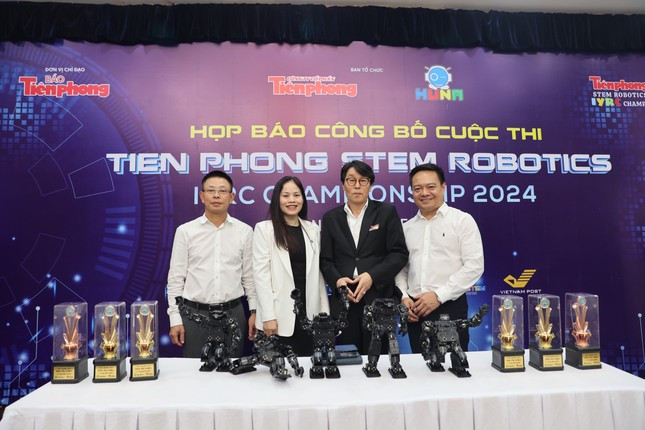 Phát động cuộc thi Tien Phong Stem Robotics – IYRC Championship 2024 với chủ đề 'Năng lượng xanh' ảnh 3