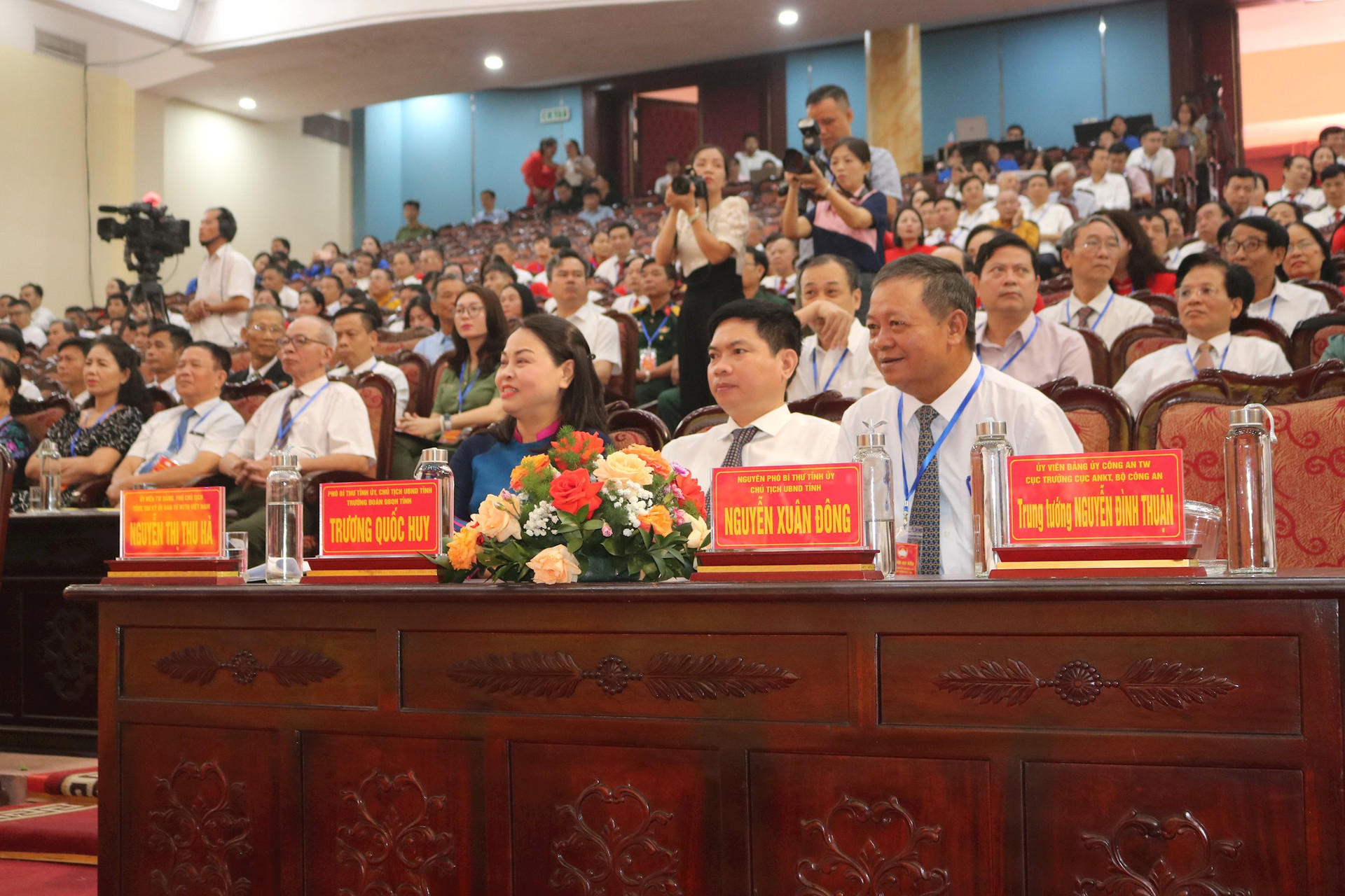 Phó Chủ tịch - Tổng Thư ký Uỷ ban Trung ương MTTQ Việt Nam Nguyễn Thị Thu Hà tham dự Đại hội.