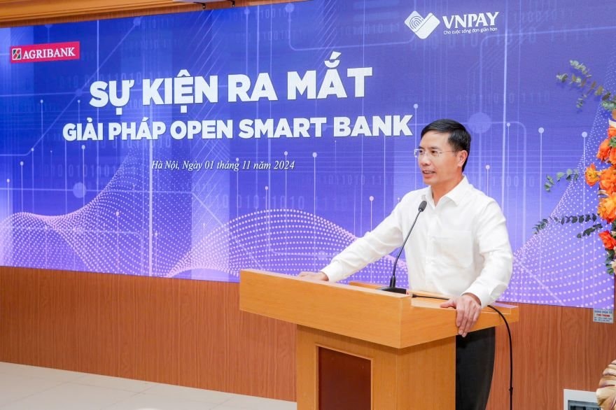 Ông Phạm Đức Ấn, Bí thư Đảng ủy, Chủ tịch Hội đồng thành viên Agribank phát biểu.