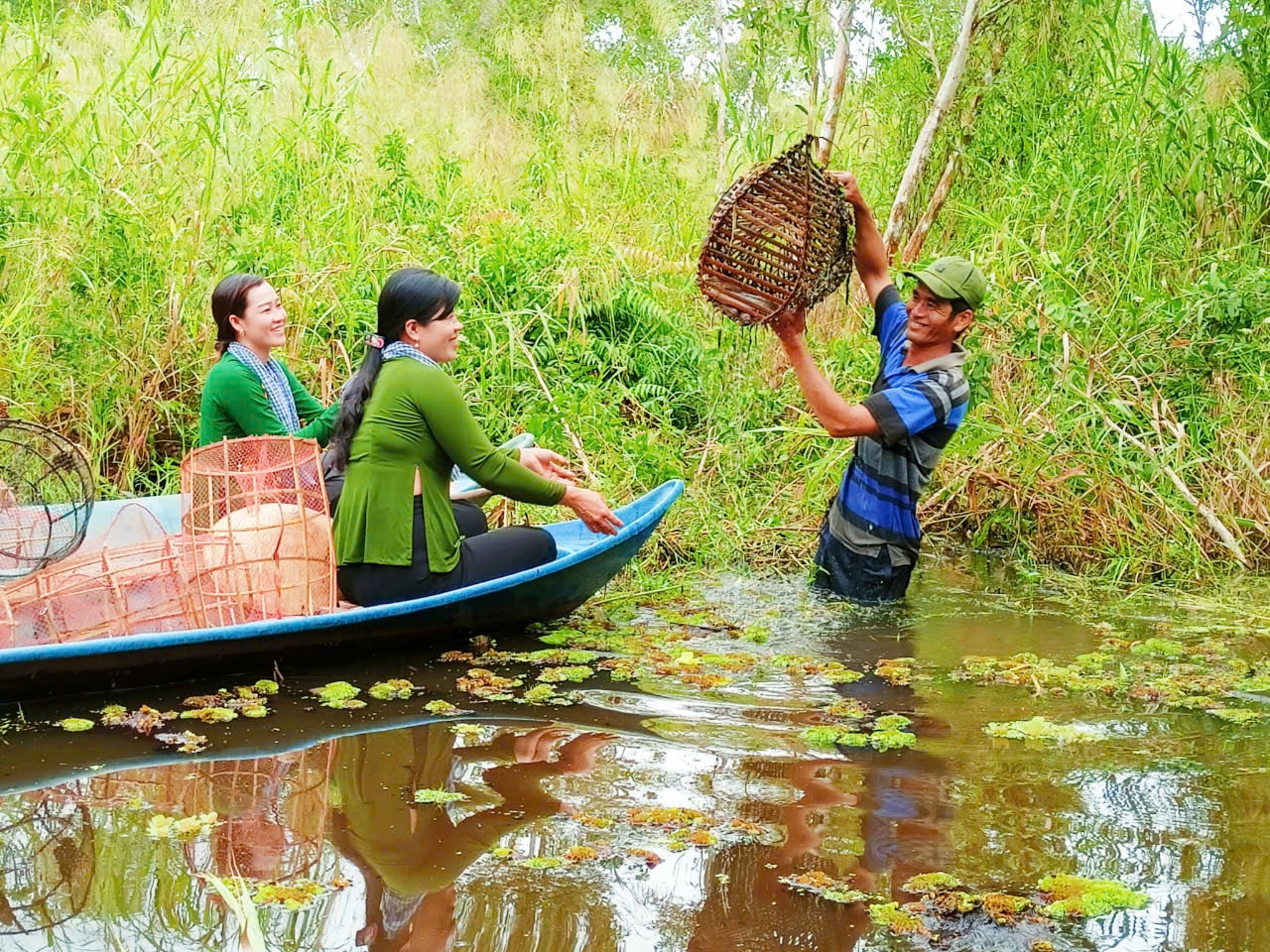 Ảnh 1 - Du lịch trải nghiệm ở huyện U Minh rất phát triển