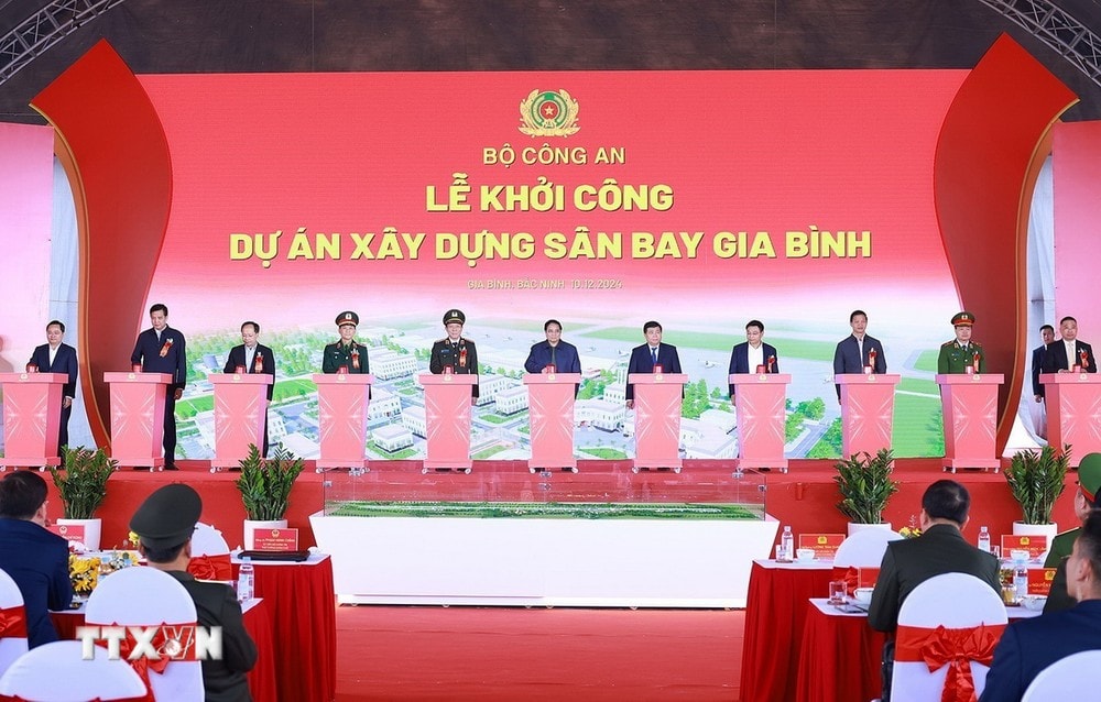 ttxvn-_thu_tuong_pham_minh_chinh_du_le_khoi_cong san_bay_gia_binh5 (1).jpg