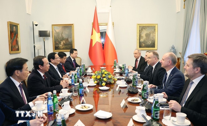 ttxvn-pham-minh-chinh-andrzej-duda-2.jpg