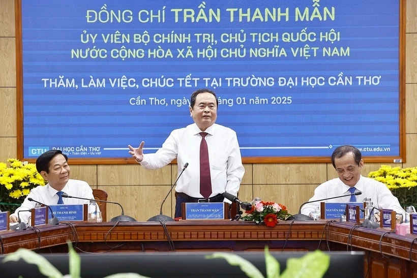 Chủ tịch Quốc hội Trần Thanh Mẫn phát biểu tại Đại học Nam Cần Thơ. (Ảnh: Doãn Tấn/TTXVN)