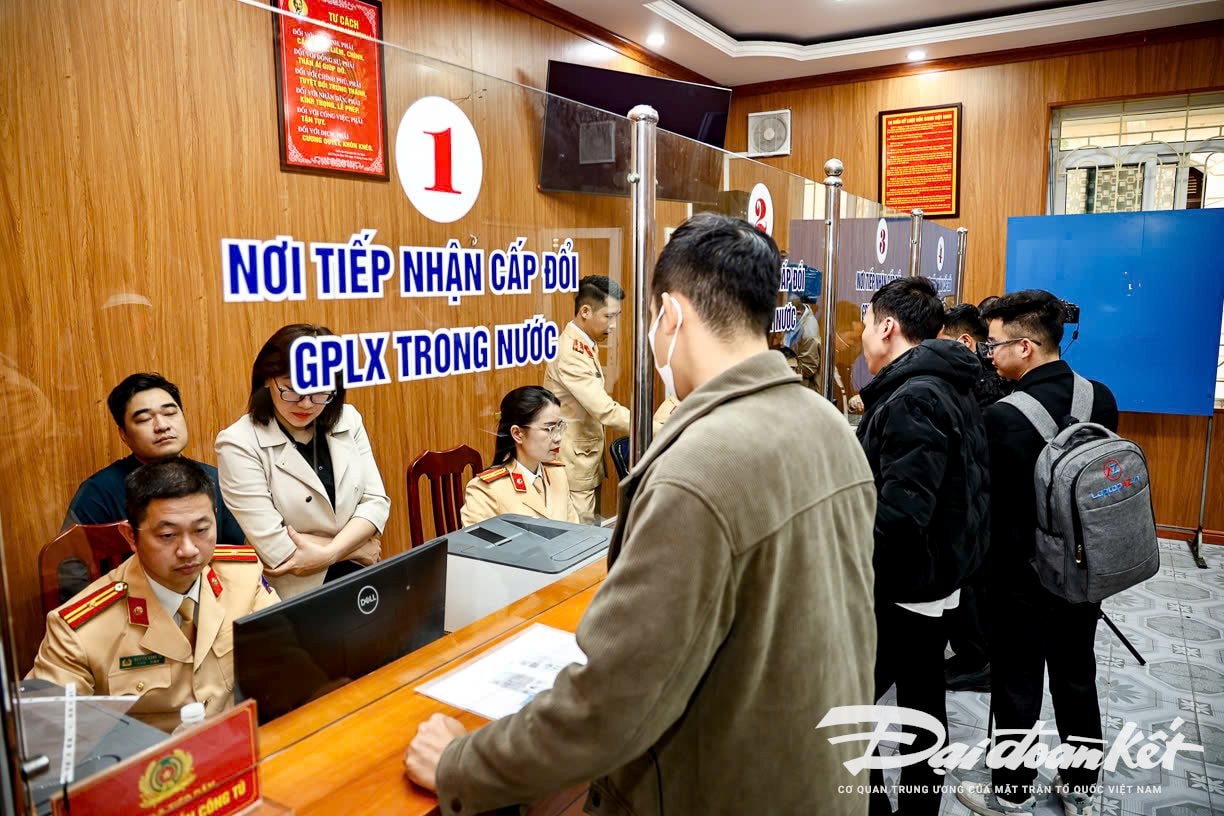 giay_phep_lai_xe-le-khanh22.jpg