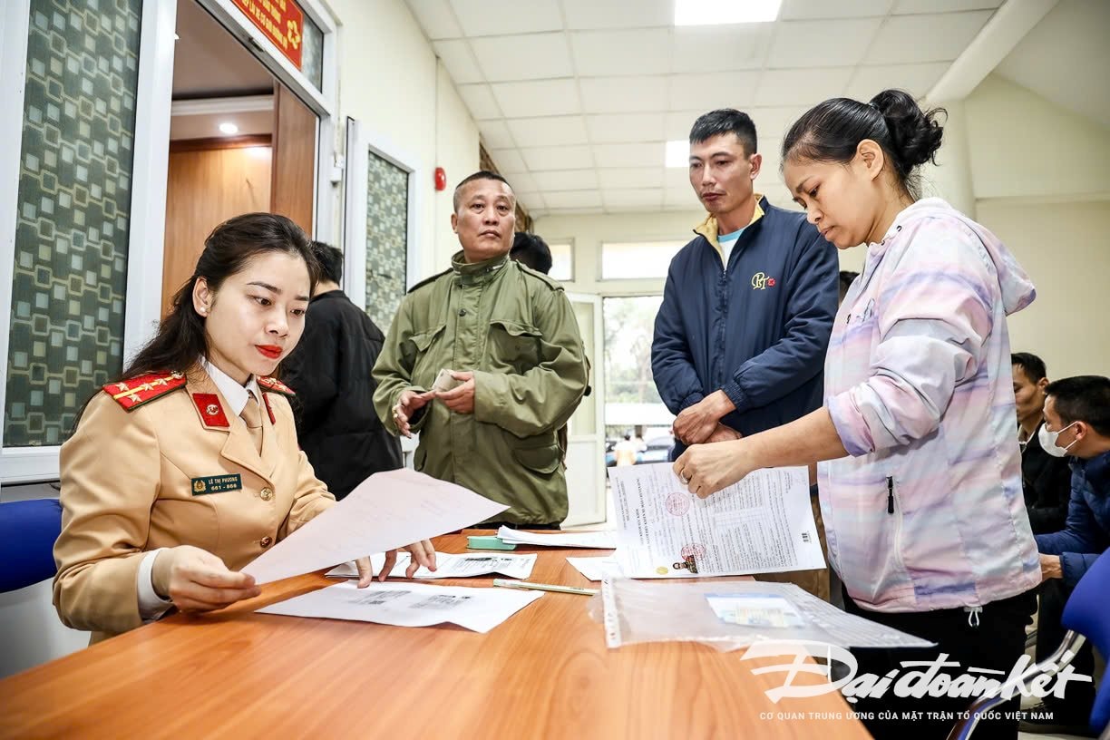 giay_phep_lai_xe-le-khanh8.jpg