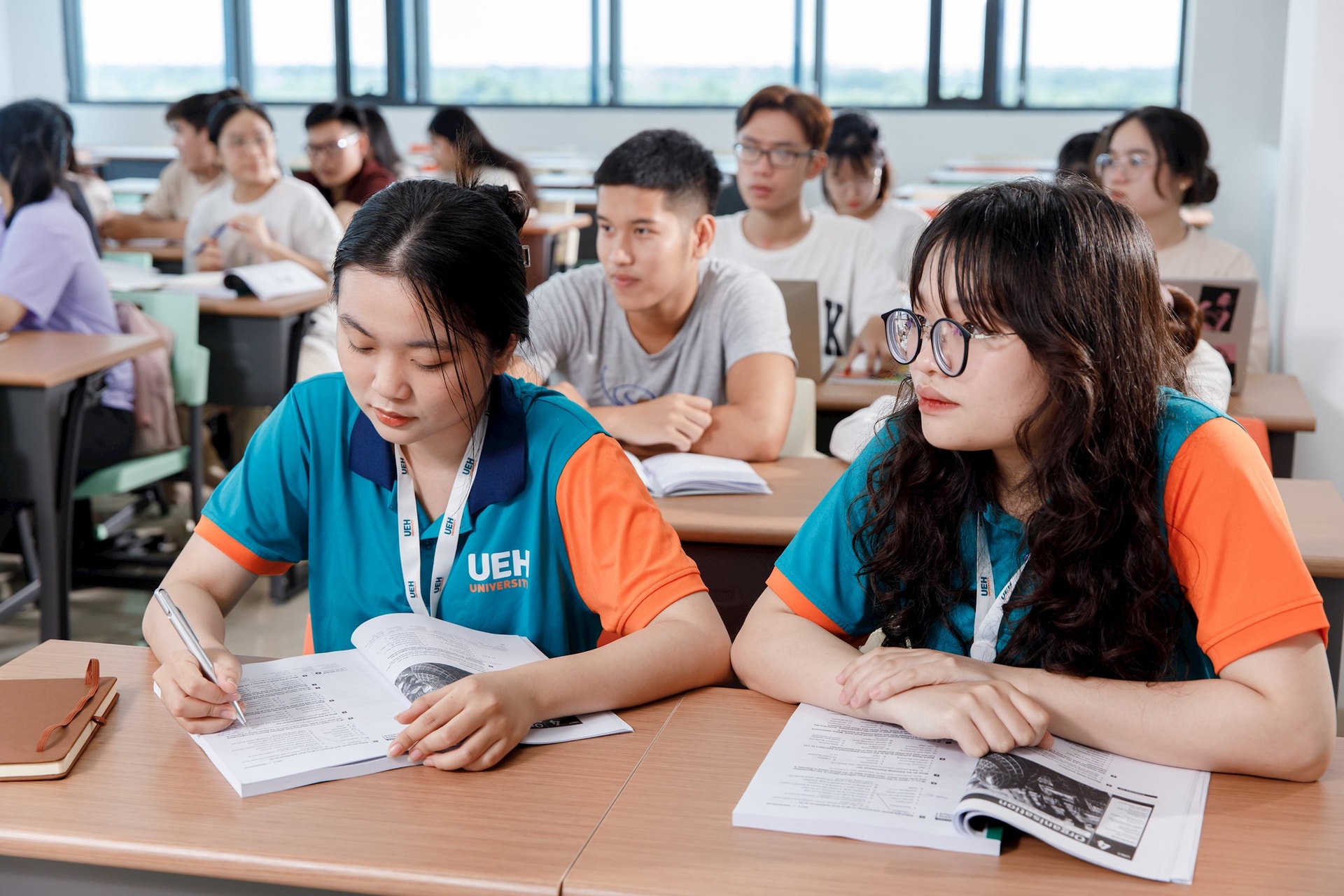 UEH có thể là một lựa chọn “du học” gần nhà với chất lượng đào tạo của các đại học toàn cầu dành cho học sinh THPT, người học các bậc hệ tại Việt Nam