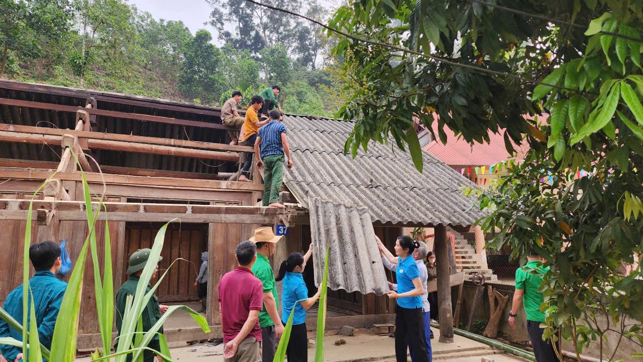 anh thay bai chinh