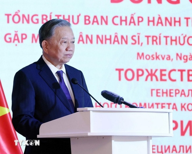 ttxvn-tong-bi-thu-to-lam-gap-mat-nhan-sy-nga-4.jpg