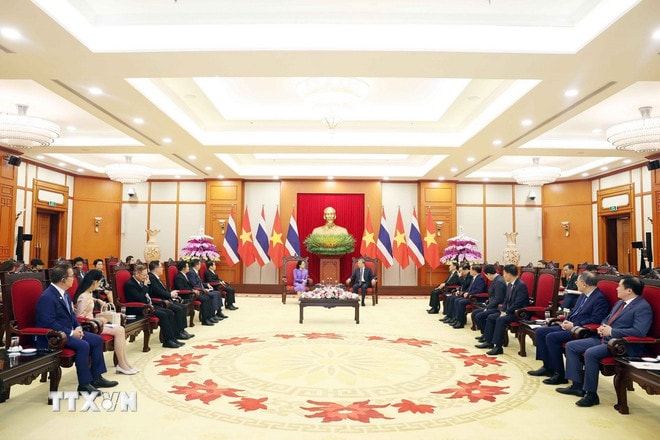 ttxvn-tong-bi-thu-to-lam-tiep-thu-tuong-thai-lan-5-resize.jpg