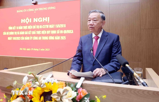 ttxvn-tong-bi-thu-du-hoi-nghi-cua-bo-cong-an-tong-ket-10-nam-thuc-hien-chi-thi-so-05-cttw-1905-1.jpg