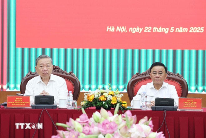 ttxvn-tong-bi-thu-to-lam-lam-viec-voi-uy-ban-kiem-tra-trung-uong-2205-5.jpg