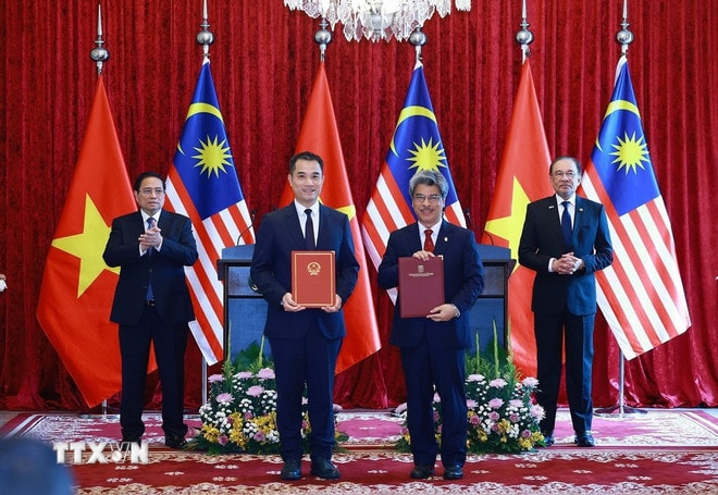 ttxvn-thu-tuong-pham-minh-chinh-hoi-dam-thu-tuong-malaysia-7.jpg