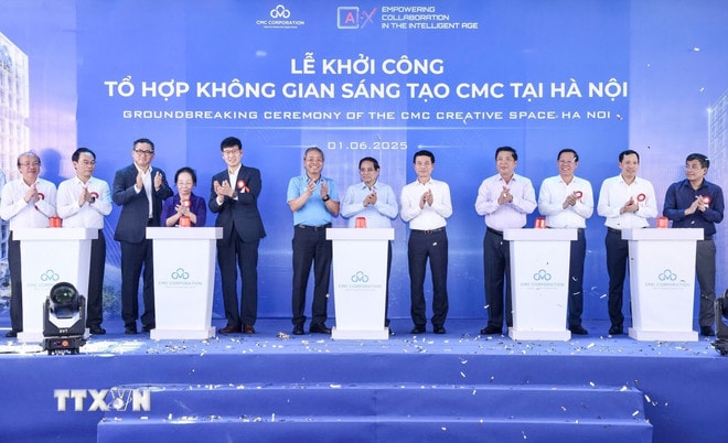 ttxvn-thu-tuong-pham-minh-chinh-du-khoi-cong-to-hop-khong-gian-sang-tao-tai-ha-noi-8067328-3.jpg