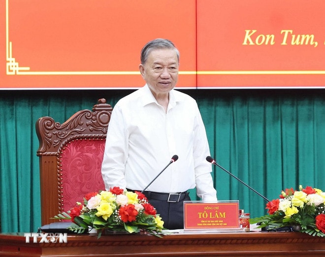 ttxvn-tong-bi-thu-to-lam-4.jpg