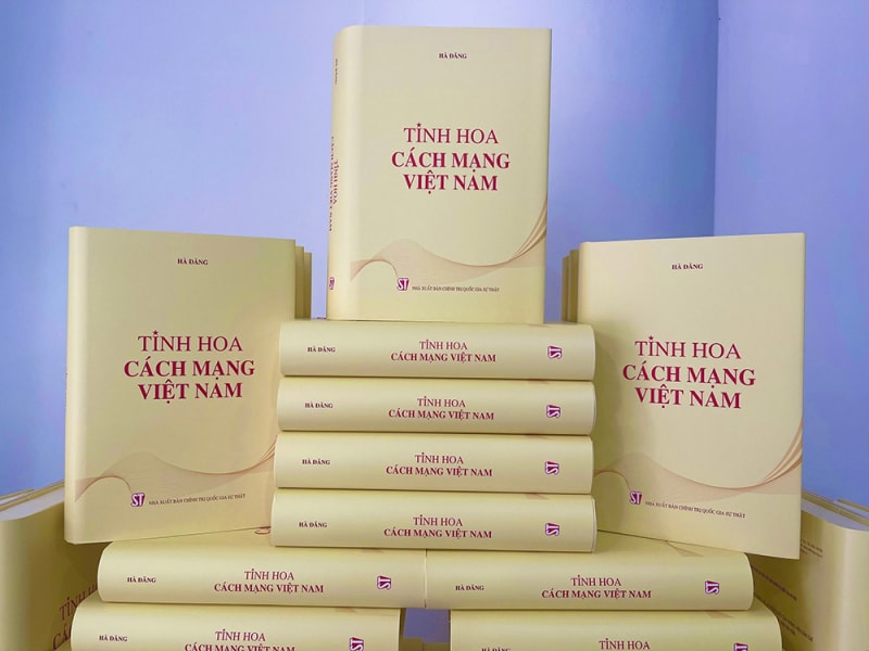 Lễ ra mắt cuốn sách 