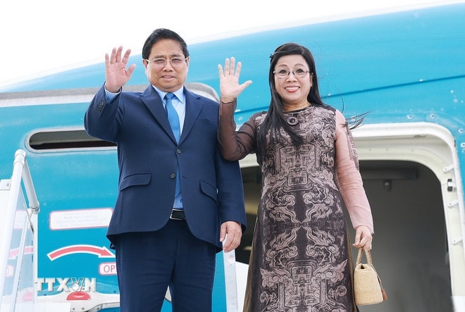 ttxvn-thu-tuong-va-phu-nhan-ket-thuc-chuyen-tham-chinh-thuc-estonia-3.jpg