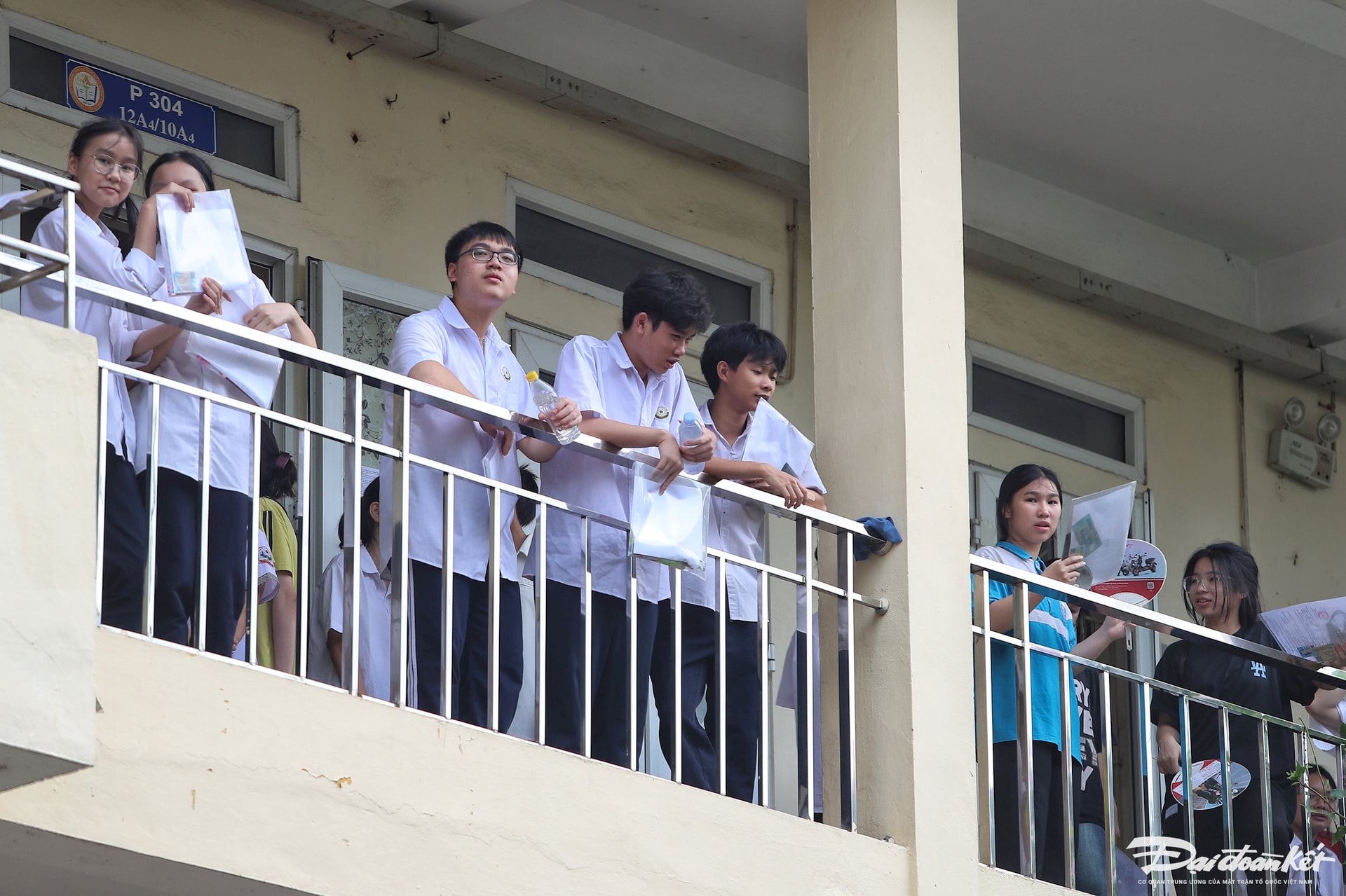 thi vào 104