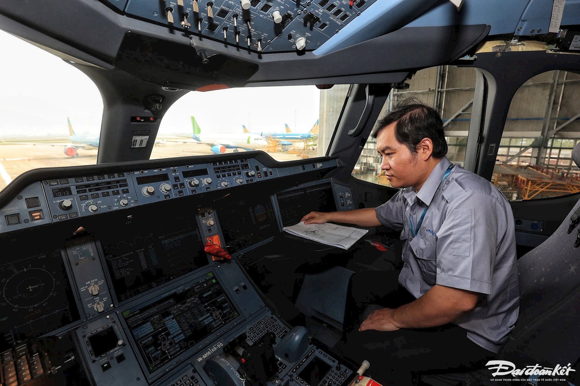 may_bay-le-khanh13.jpg