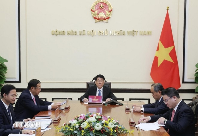 ttxvn-chu-tich-nuoc-luong-cuong-dien-dam-voi-tong-thong-han-quoc-lee-jae-myung-8086930-2.jpg